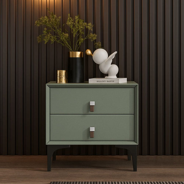 Velador 630 <br> Sofisticación en verde oliva