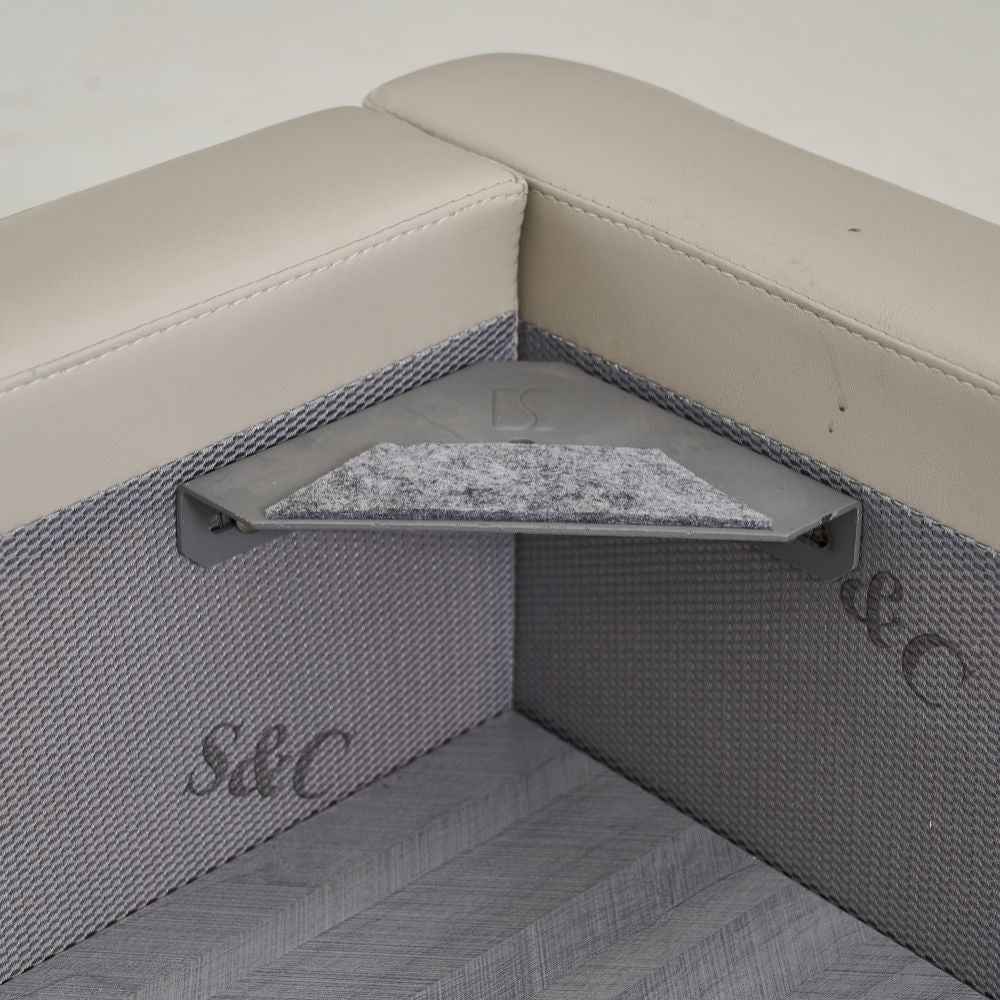 Elyra<br> Base elevable con detalles dorados SZ6319